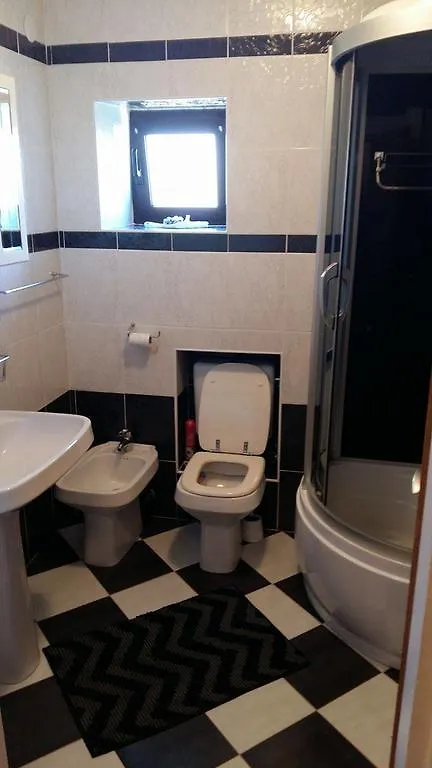 Apartmani Jasarevic Martinšćica شقة