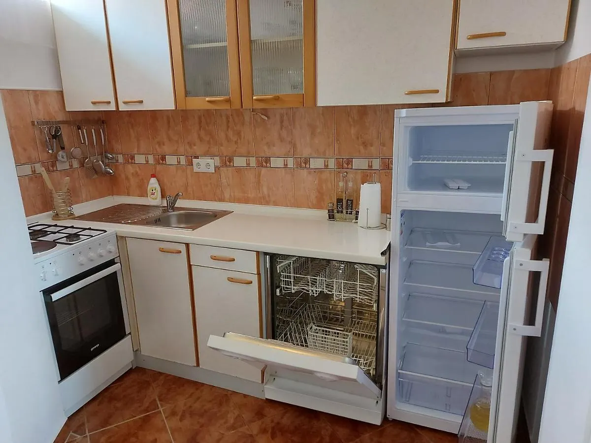 Apartmani Jasarevic Martinscica  0*, Мартиншчица Хорватия