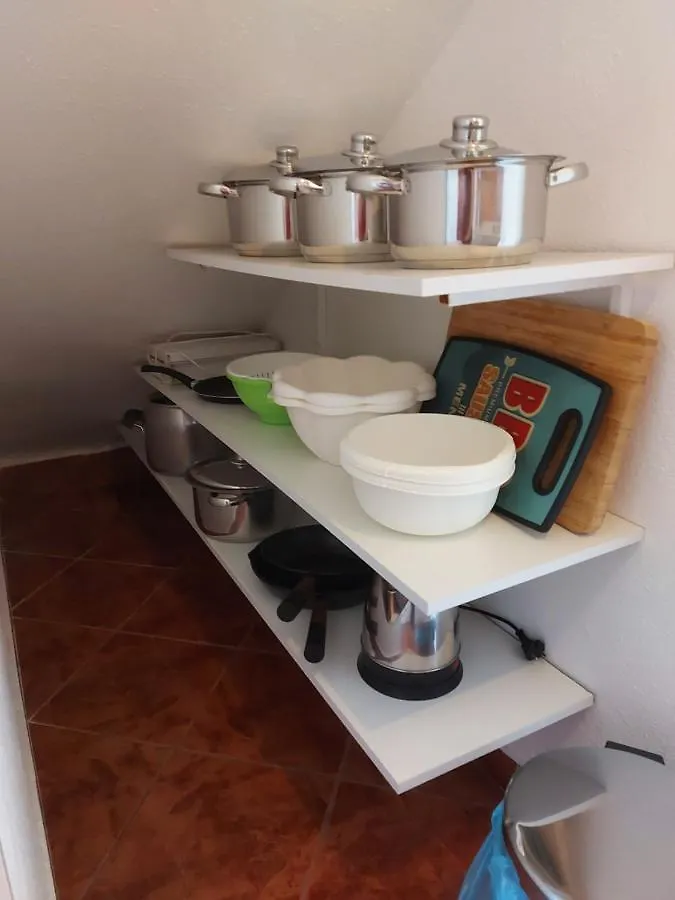 Apartmani Jasarevic Martinscica  Хорватия