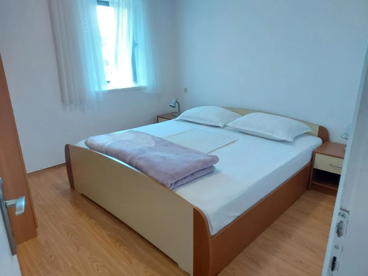 Apartmani Jasarevic Martinscica  0*, Мартиншчица